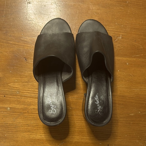 Black Leather Heels - Picture 4 of 4